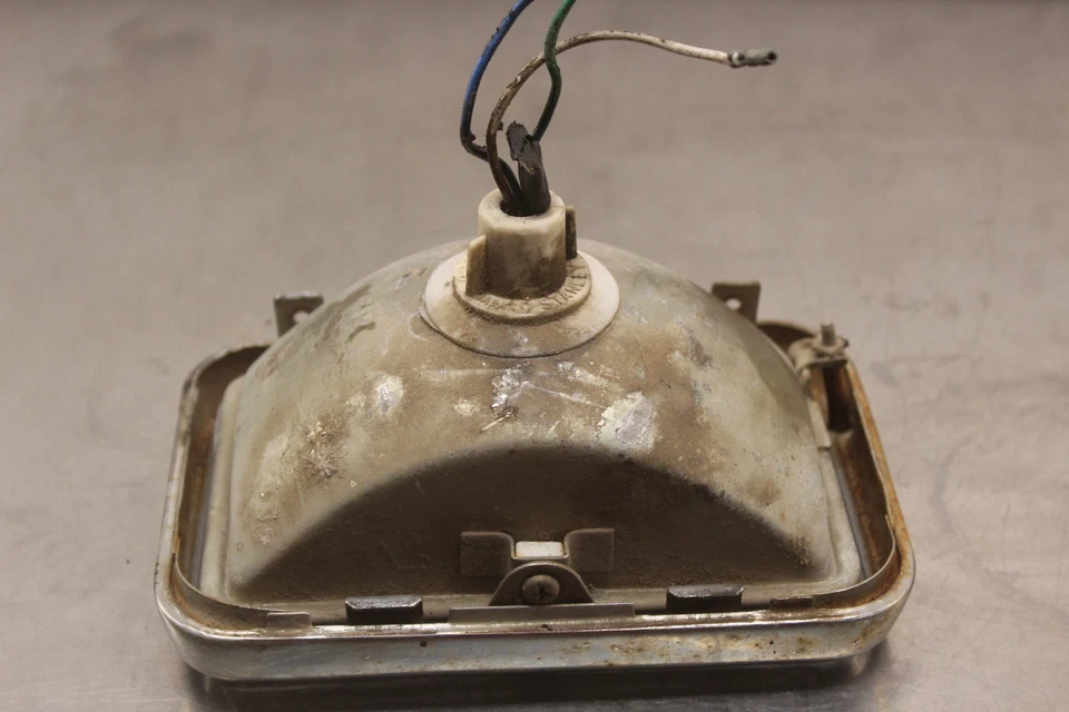 Honda Big Red 200 ATC200E 1983 luz delantera faro C354 Foto 2 de 4