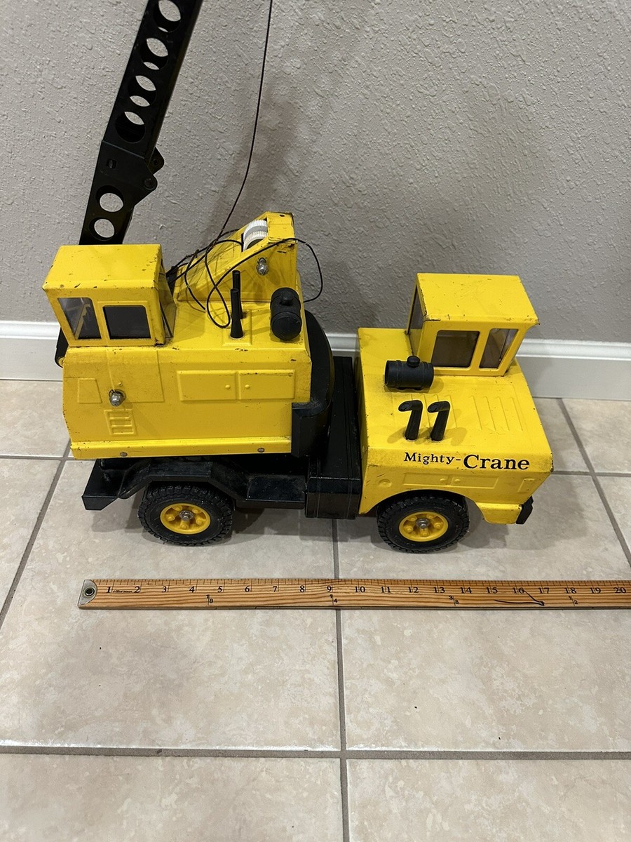 Vintage Tonka Mighty Crane Truck Heavy Steel Large 17