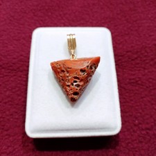 Ciondolo vintage in ottone con perle di corallo rosso - ciondolo con pietre p...