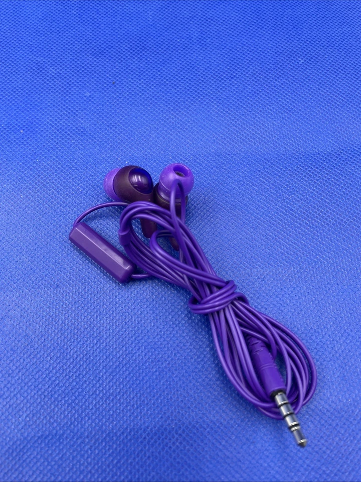 JVC HA-FX7M Gumy Plus Earbuds with Remote & Microphone - Plum Violet - Image 2 of 4