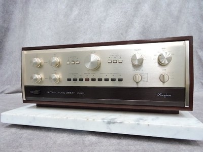 Accuphase C-200L Preamplifier