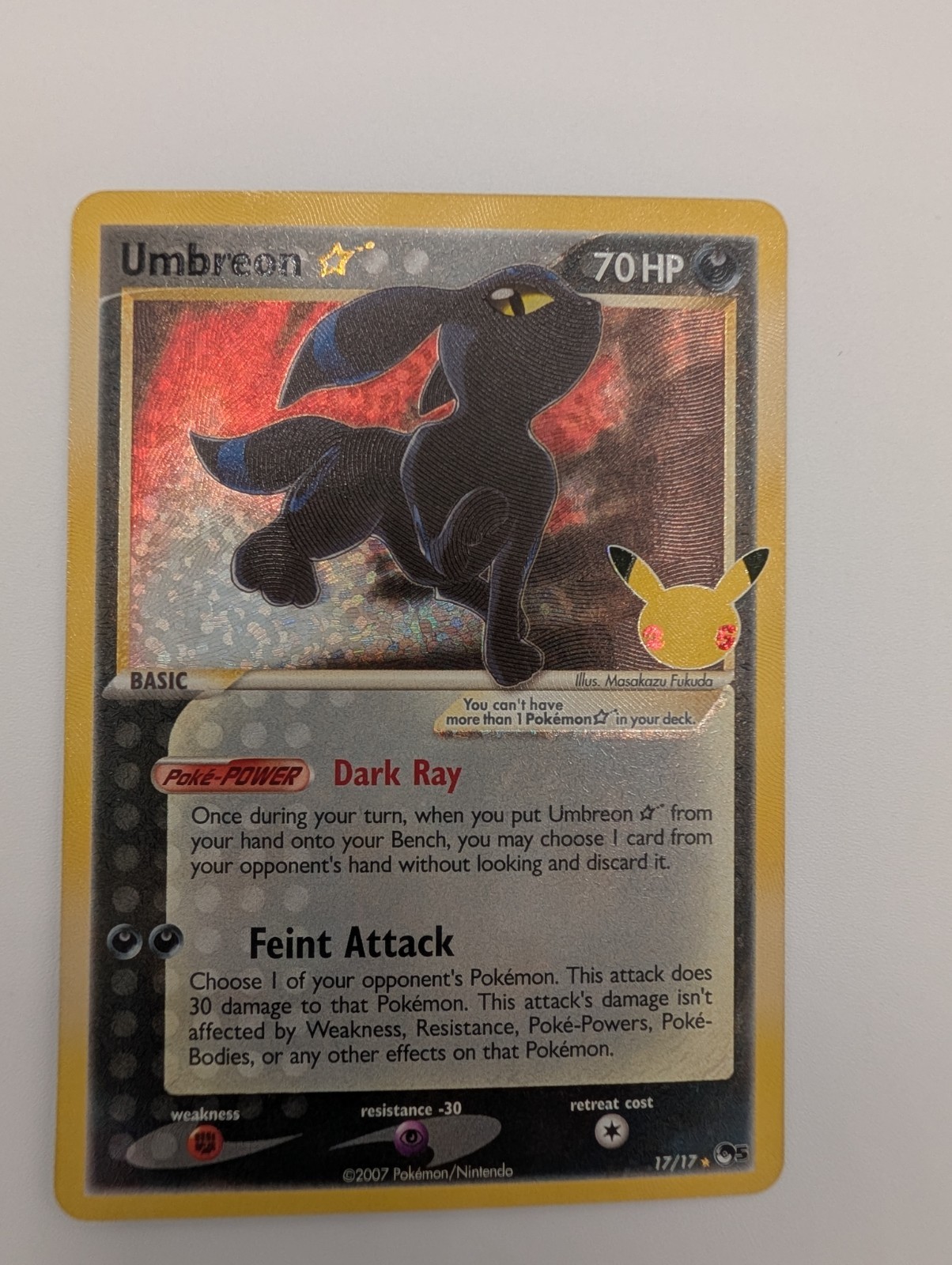 Pokémon TCG Umbreon Gold Star 17/17 Celebrations Classic Collection NM Condition