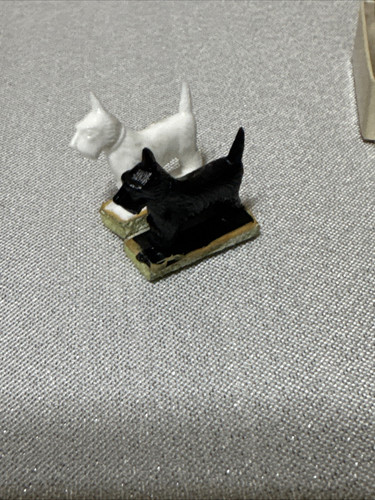 Vintage 1946 Magic Magnetic Old-Fashioned Toy Tricky Dogs Black White Scottie