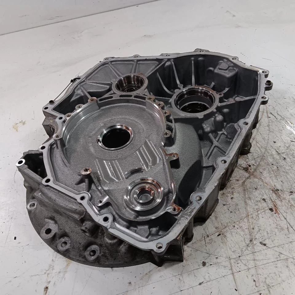 Ford Taurus Transmission Bell Housing  2019 2018 2017 2016 2015 2014 2013 - Image 2 of 4