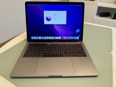Apple MacBook Pro 13, 256GB SSD, Intel Core I5, 8GB RAM, Space Grau, Touch Bar