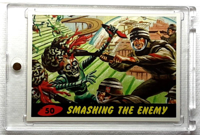 2012 Topps Mars Attacks Karte 50 SMASHING THE ENEMY