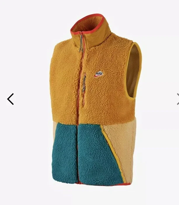 Nike sherpa vest sale