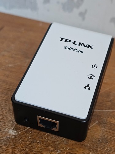 TP-Link AV200 Mini Powerline Adapter TL-PA211 1 Ethernet - Tested Working White - Picture 15 of 16