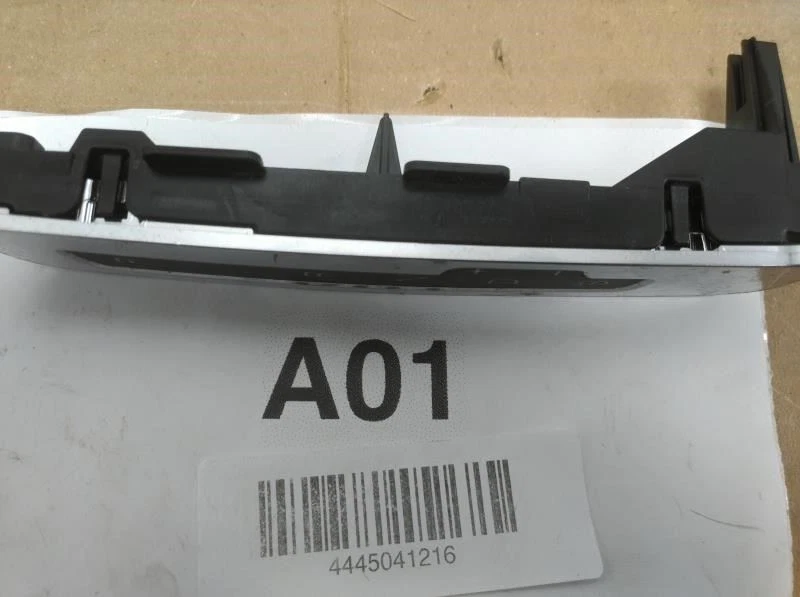 Audi A6 3.2 Quattro 2006 transmisión automática palanca de cambios indicador unidad de visualización + Foto 4 de 4