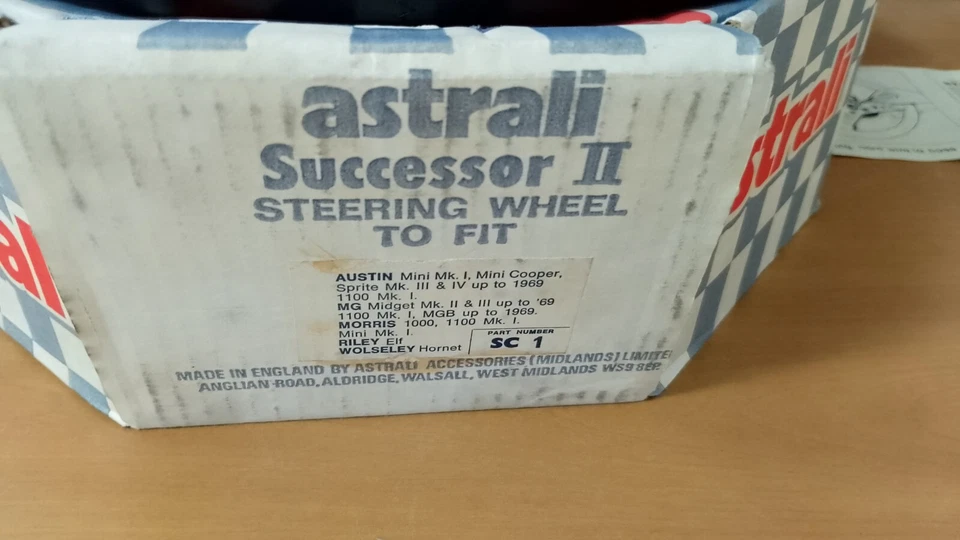 Volante astrali sucessor II NOVO NA CAIXA serve para Austin mini cooper etc - Imagem 4 de 4