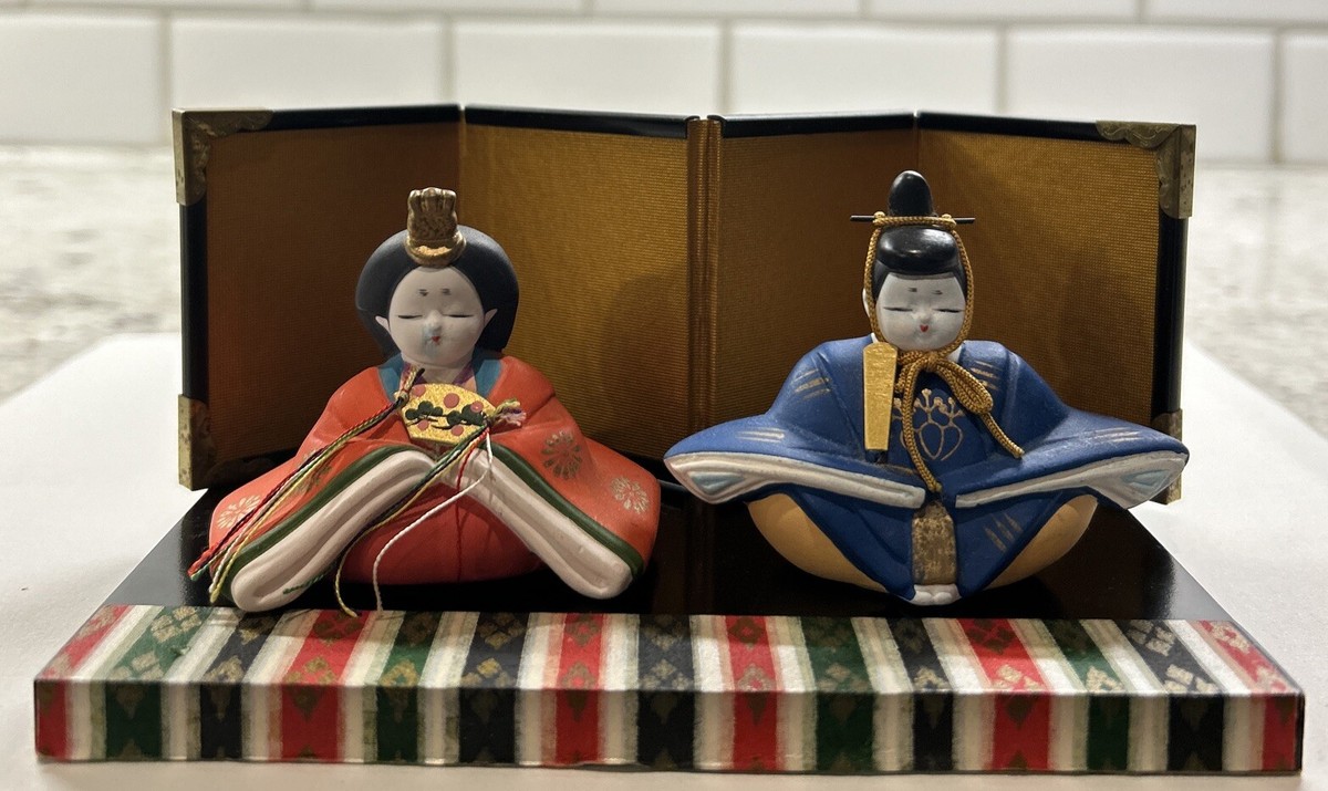 Vintage Japanese Hina Ningyo Doll Set Ceramic - Gold Screen