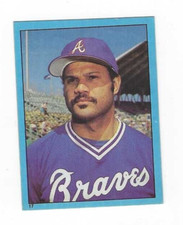 1982 TOPPS BASEBALL STICKER CHRIS CHAMBLISS #17