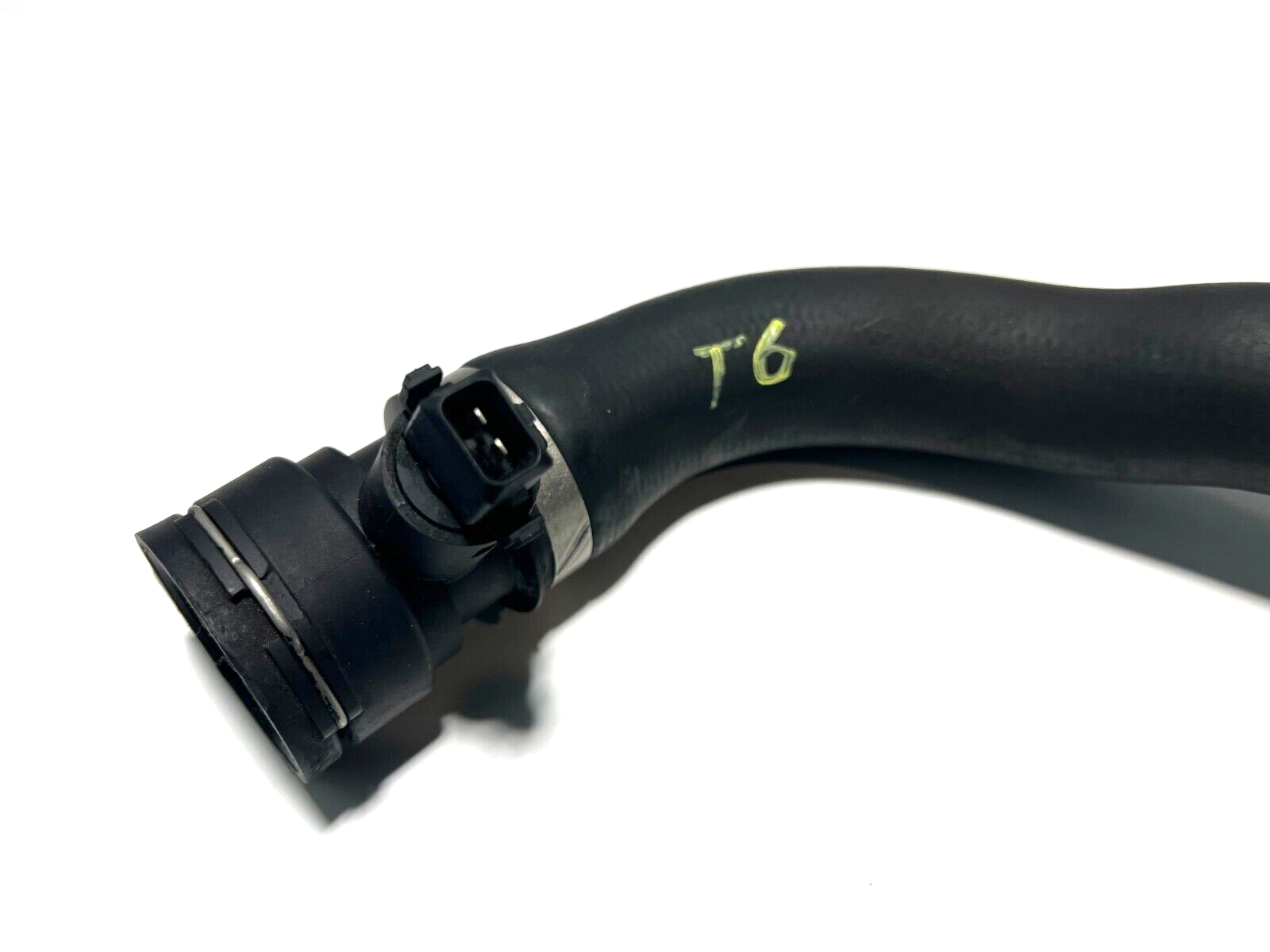 2006 BMW 330i E90 Lower Radiatir Coolant Return Hose Water Pipe 