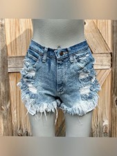 Vintage Wrangler High Waist Stretch Distressed Frayed Denim Cut Off Shorts 29