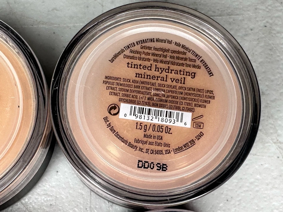 BareMinerals Lot of 5 New Makeup - Blush, Mineral Veil, Eyeshadow - Unused Seale - Image 3 of 4