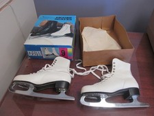 Ladies Figure Skates VINTAGE Size 9 GUC SEM CANADA - VIEW/ZOOM ACTUAL PHOTOS
