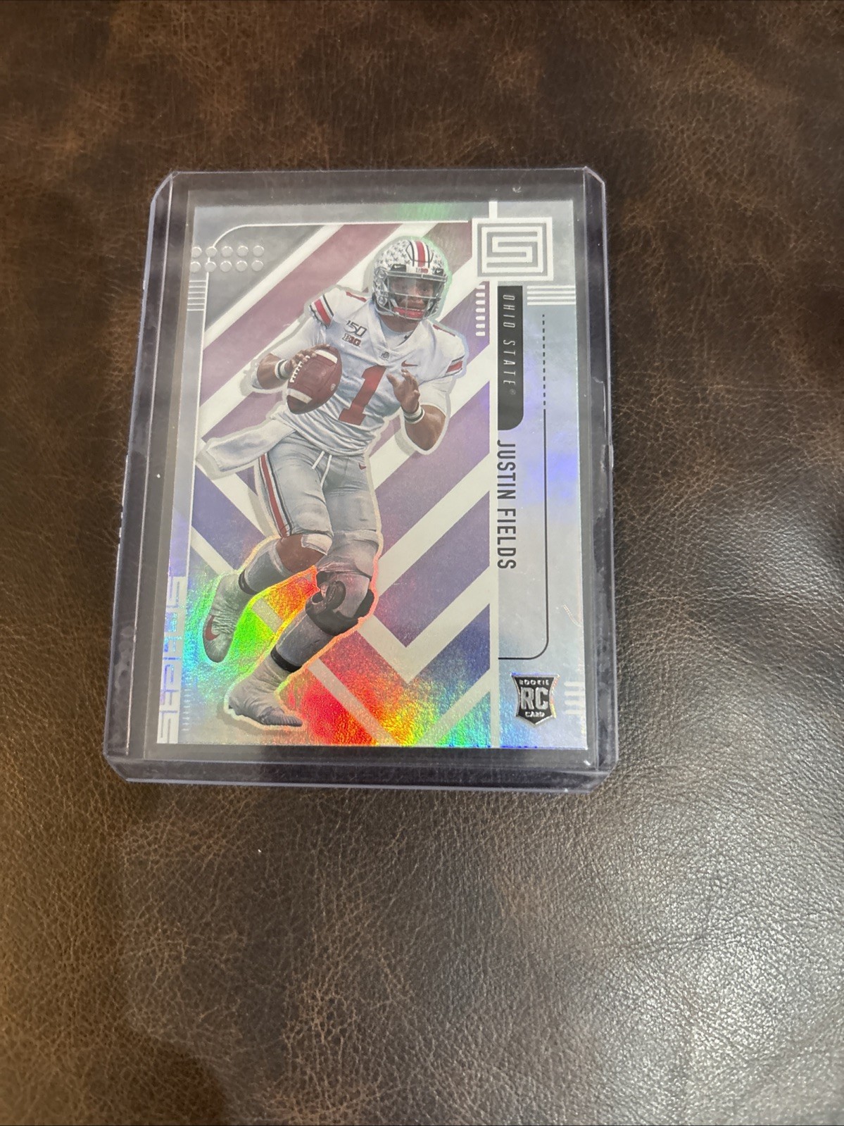 2021 Panini Chronicles Draft Picks - Status Justin Fields #159 (RC)