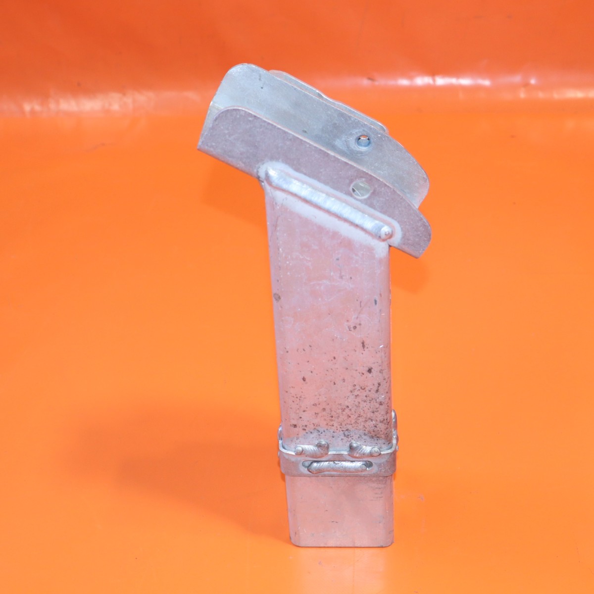 BMW i8 2014-2017 Rear Right Bracket reinforcement