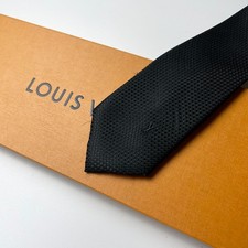 Louis Vuitton Men's Silk Tie Black 100 Silk Burnt Edge Excellent Condition