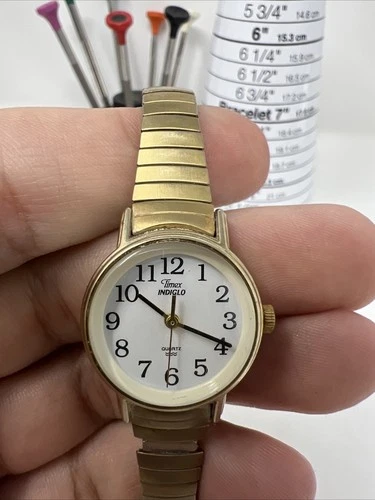 Timex Indiglo Quartz Gold Tone Watch Stretch Band Men's Vintage