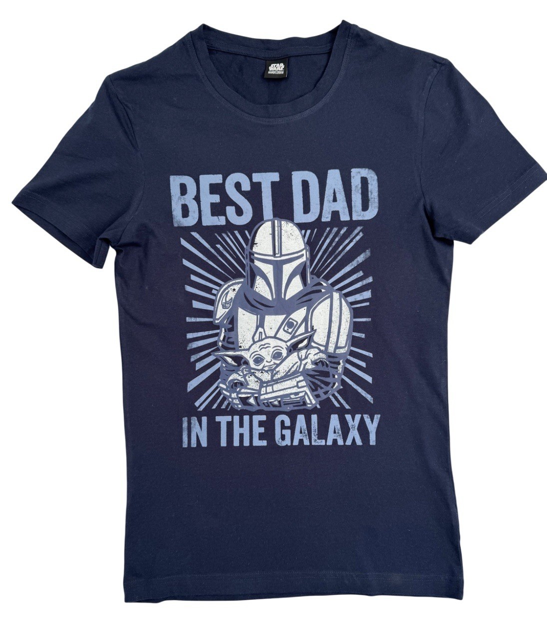Camiseta "Mejor papá de la galaxia" de Star Wars con Mandalorian y Grogu