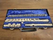 Gemeinhardt 22SP Silver-Plated Flute W/ Case ...