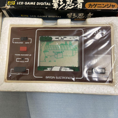 新品未使用　バンダイ ゲームウォッチ　 影忍者 LCD GAME カゲニンジャ 新品未使用バンダイ ゲームウォッチ 影忍者 LCD GAME カゲニンジャ
