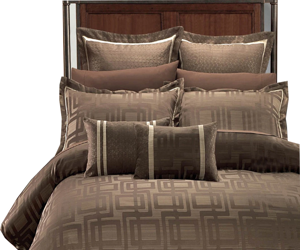 7 Piece Janet Jacquard Duvet Cover Set Complete Luxury Bedding Set - Image 3 of 4