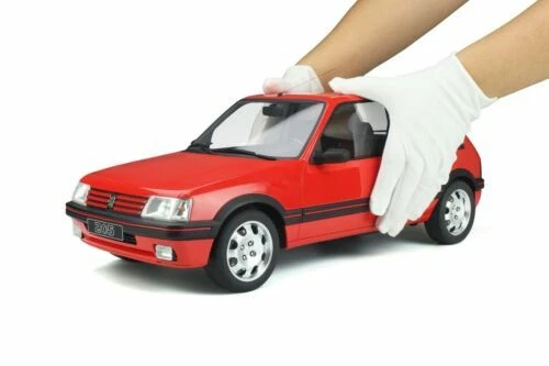 Modellini statici di auto, furgoni e camion rossi per Peugeot scala 1:8