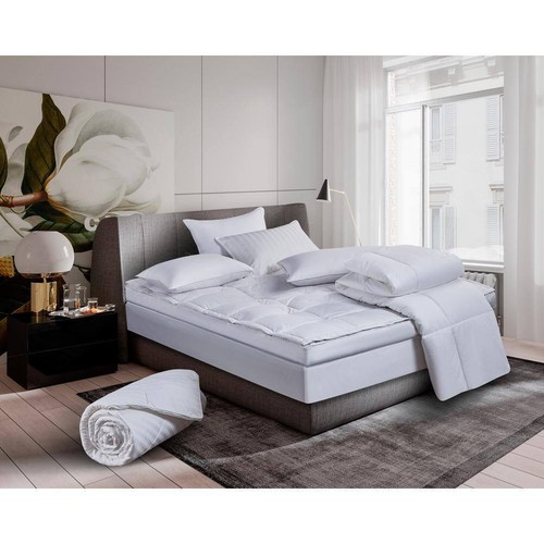 Serta King Size 233TC Comforter Down/Feather Blend Light Warmth Dry Clean White - 第 6/6 張圖片