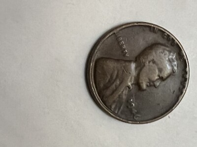 1946  copper wheat penny no mint mark (L) Is In Rim Of Coin. Uncertified.