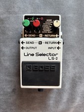 Boss Line Selector LS-2 LS2 Gitarre Pedal Git...