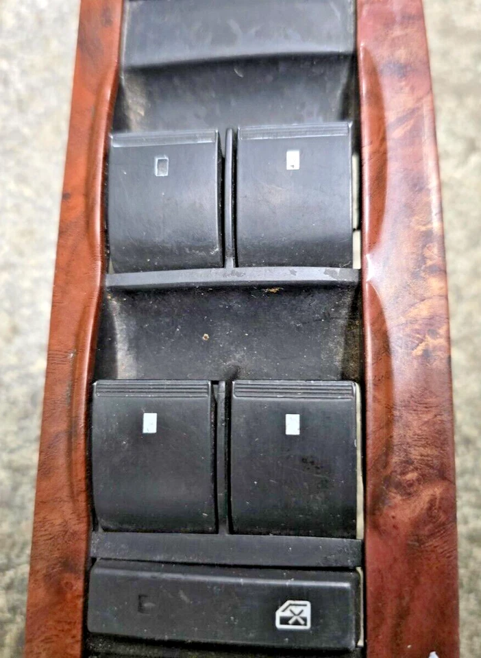 GMC Silverado Yukon Chevy 2007-2013 interruptor maestro de puerta lado del conductor 15906880 Foto 3 de 4