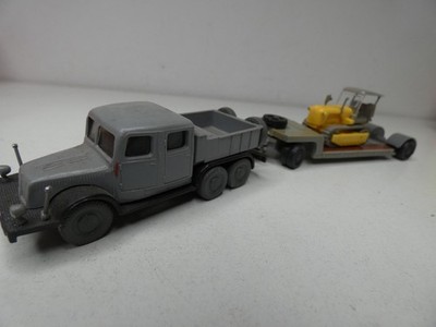 Tatra 141 mit Tieflader und KS 30 Urtrack von Espewe H0