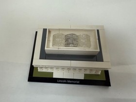 LEGO Architecture Lincoln Memorial 21022  Complete
