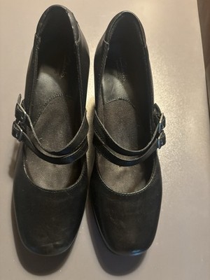 Clarks Bendables Women's Black Leather Mary Jane Pumps Size 7.5 M Two Straps