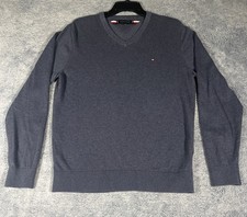 Tommy Hilfiger Essential Long Sleeve V-Neck Sweater Men's Size Large Blue Logo