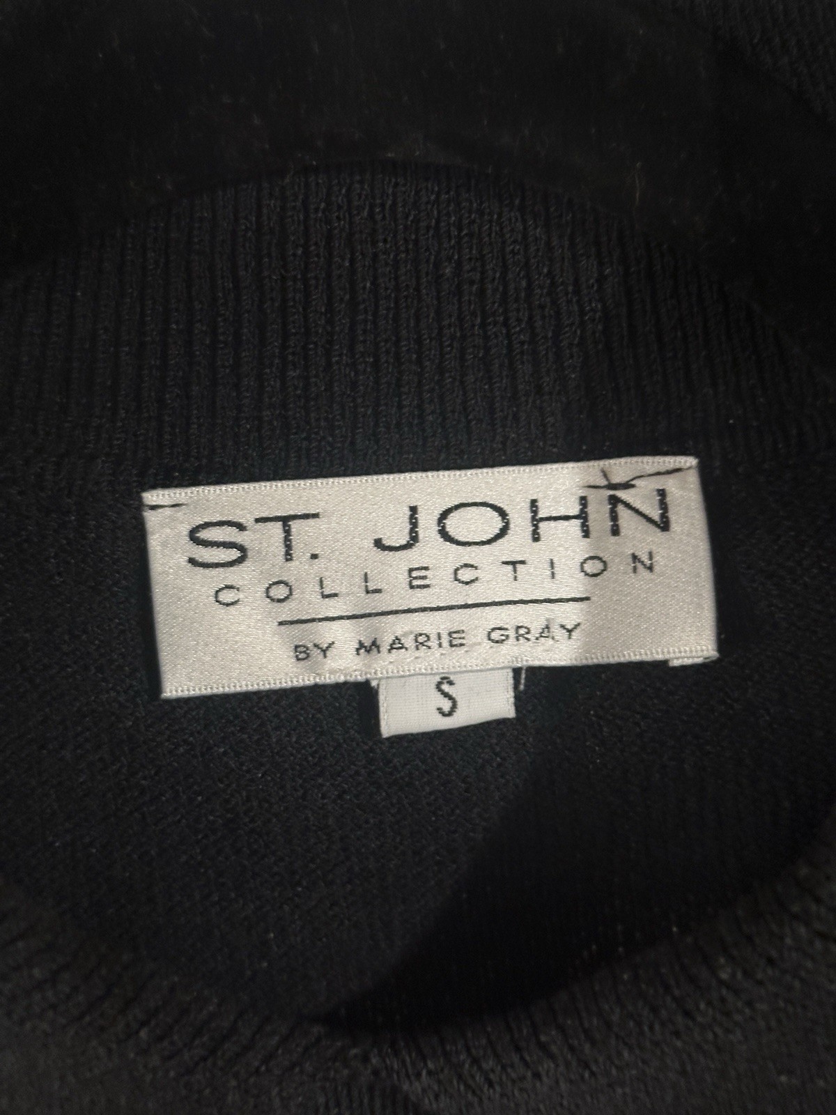 St. John Collection Collared Crest Pullover Sweat… - image 2