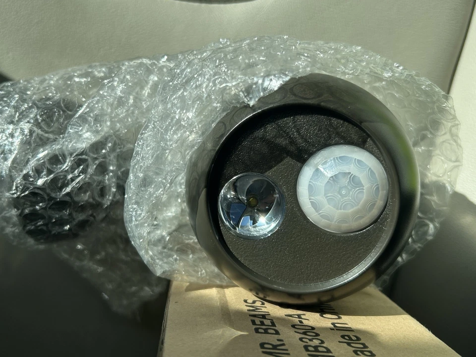 Mr Beams MB360A Spotlight Wireless LED with Motion Sensor with 140 Lumen - Image 2 of 4