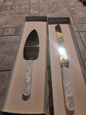 Sheffield England Victorian White Roses Stainless Cake Serrated Knife and Server