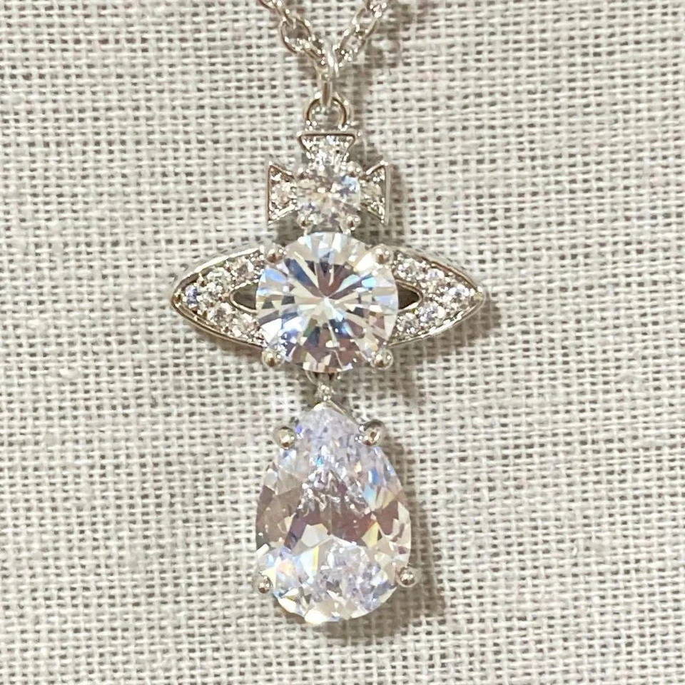 Vivienne Westwood Silber Ismene Tropfen Anhänger klar Kristall Kugel Halskette N1477