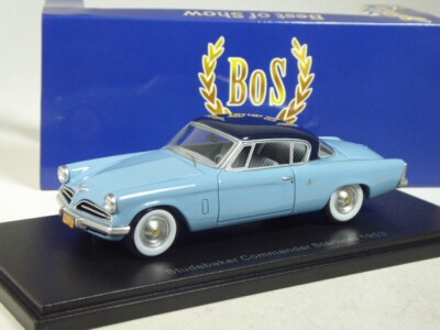 (YG-1) BOS Studebaker Commander Starliner 1953 blau in 1:43 in OVP