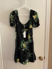 NWT Urban Outfitters puff sleeve sweet heart dress s