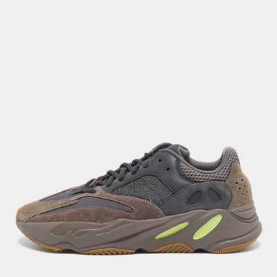 Yeezy x Adidas Dark Grey Suede and Mesh Boost 700 V2 Mauve Sneaker Gr 44 23