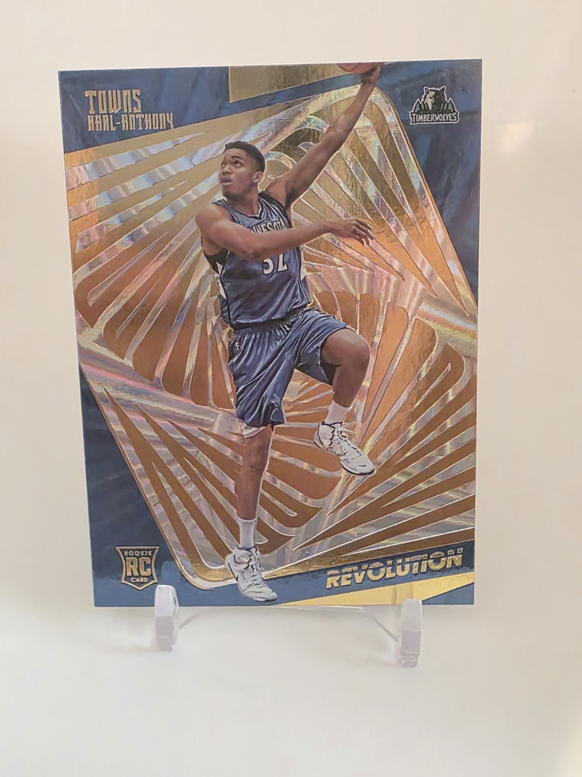 2015-16 Panini Revolution - Rookies Karl-Anthony Towns #118 (RC)