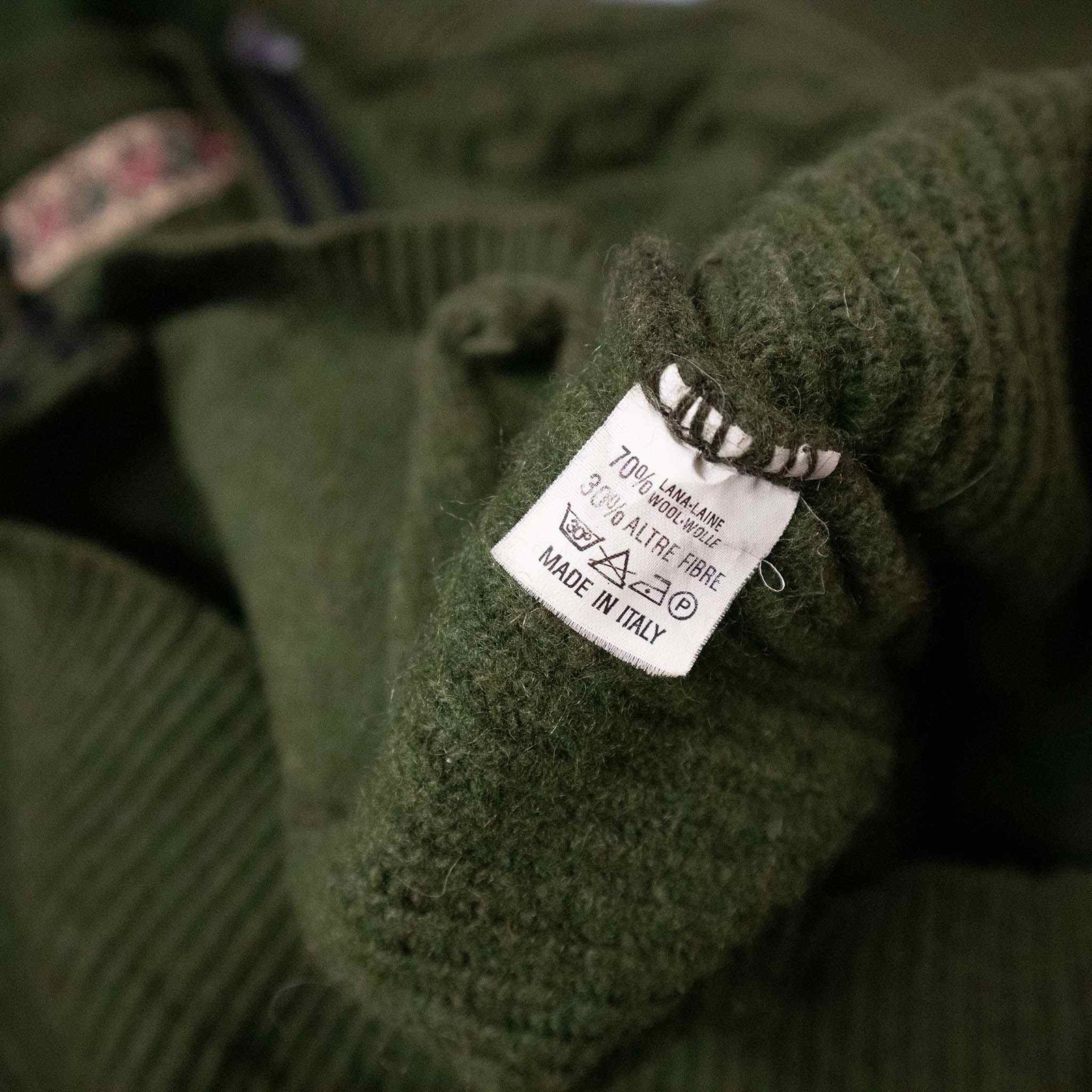Vintage 70percent Wool Dark Green Cardigan with Patch 80s 90s - Men's Size S image 6