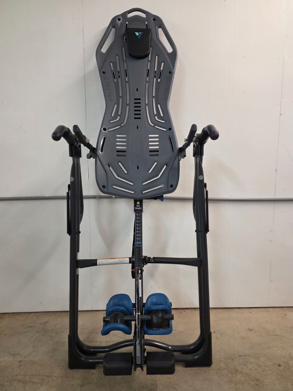 Teeter FitSpine X3 Inversion Table Easy Adjust Positions & Ankle Lock ...