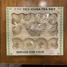 Vintage 1970s Toy China Tea Set Floral 12 Pieces. Excellent Condition