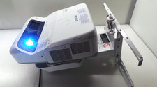 Epson BrightLink 695Wi Short-Throw 3LCD 3500 Lumens HDMI 1730 Lamp Hours - Work