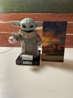 SAN FRANCISCO GIANTS STAR WARS GROGU BOBBLE HEAD 5 24 2026 !! NIB 🚀💥